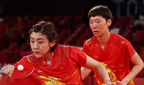 女单决赛中国队vs中国队