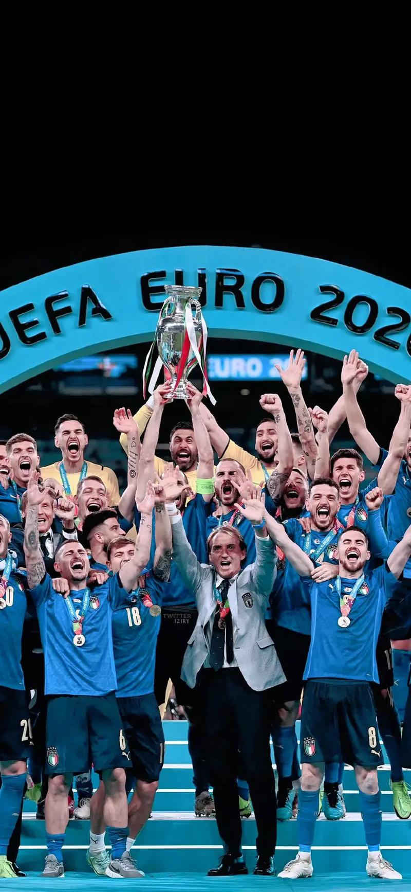 意大利赢得欧洲杯