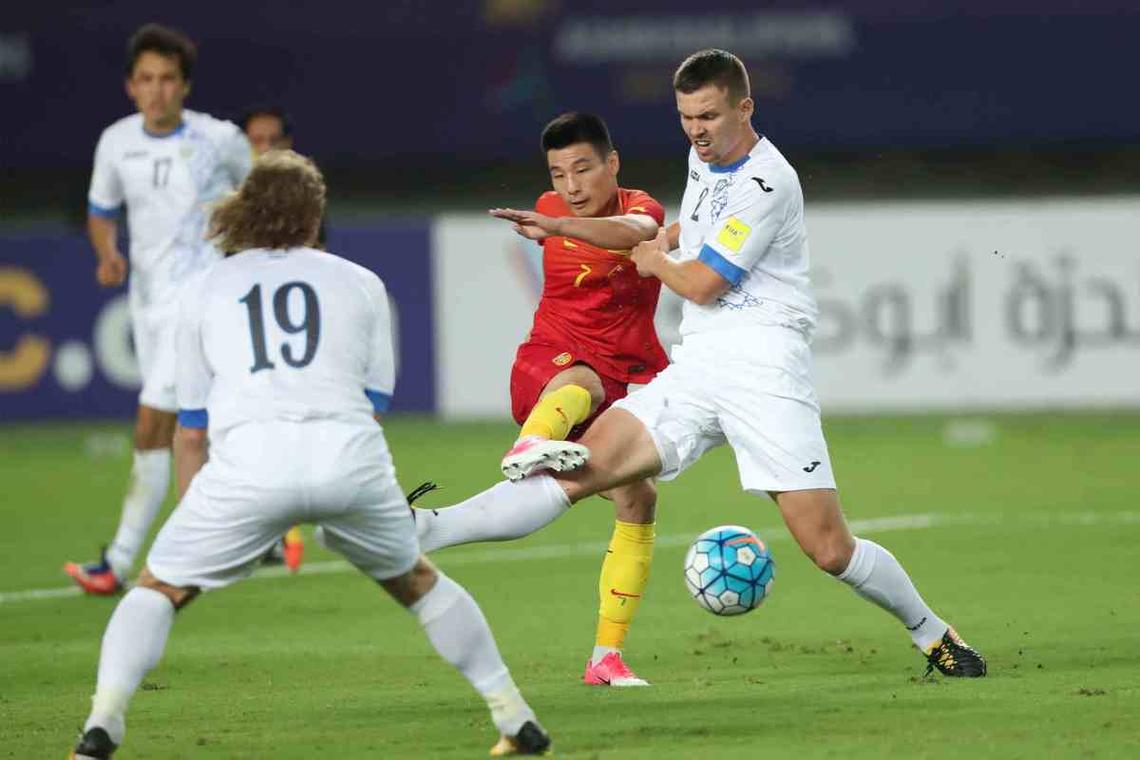 足球中国vs乌克兰的相关图片